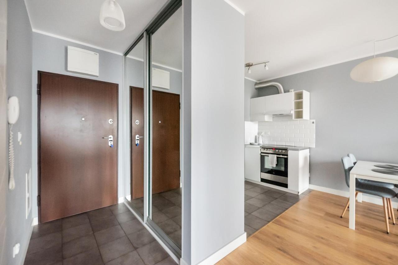Metro Mlynow Silver Apartment Warsawa Bagian luar foto